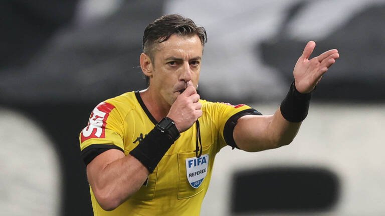 Confira arbitragem dos jogos de ida das oitavas da Libertadores