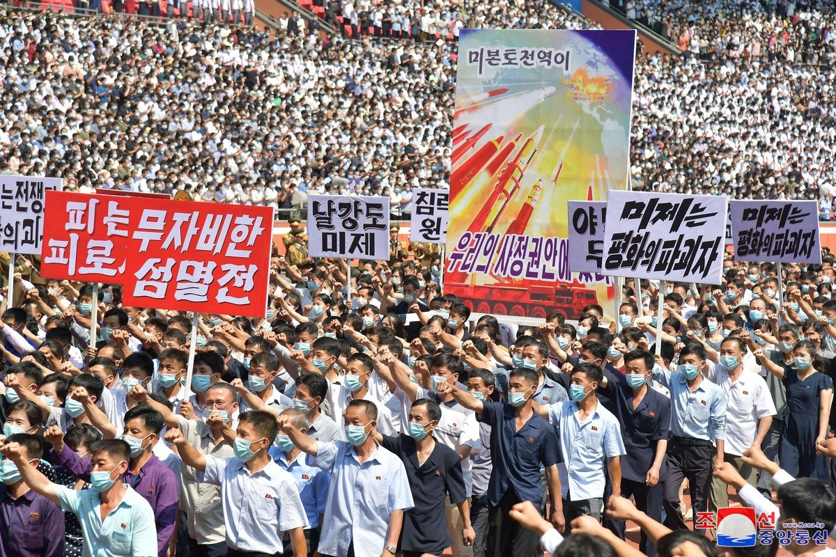 Coreia do Norte diz que EUA vão levar submarino nuclear