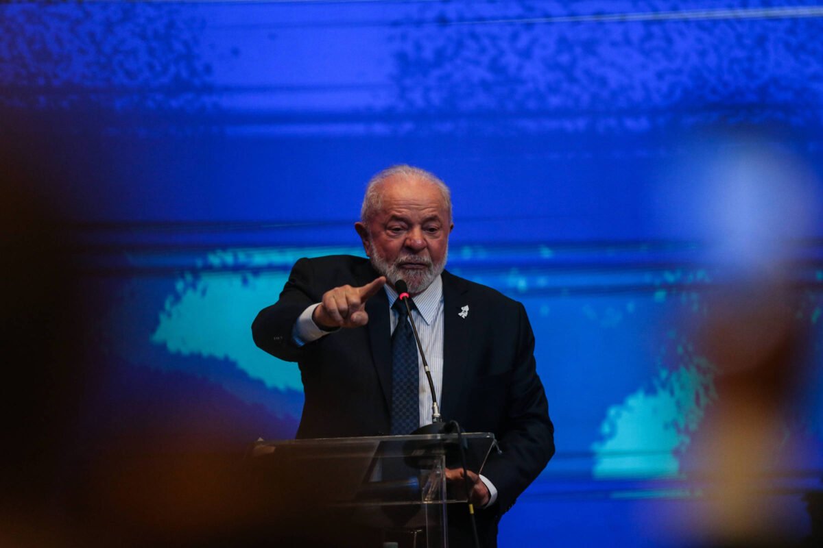 Lula agora diz que não quer se meter na Guerra