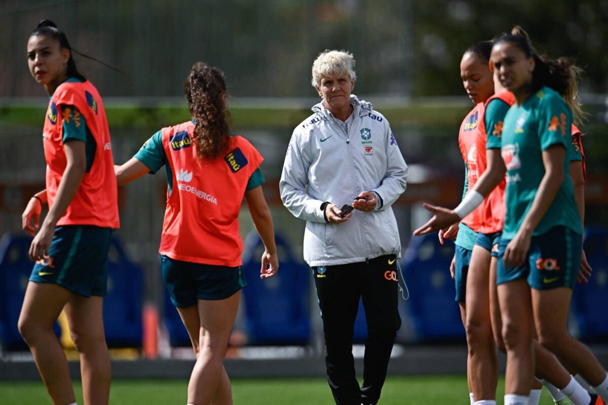 O futebol é feminino e masculino - 22/07/2023 - Tostão