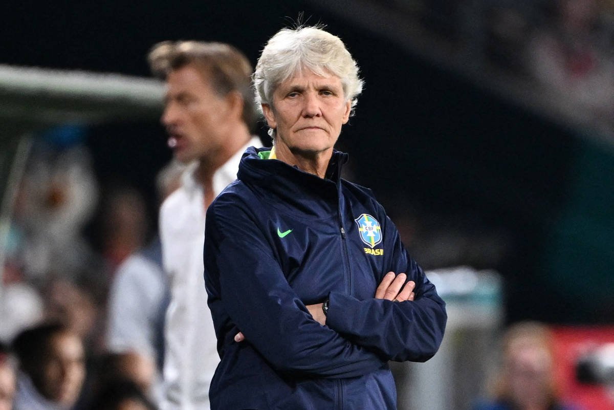 Pia diz que erro principal do Brasil é não jogar