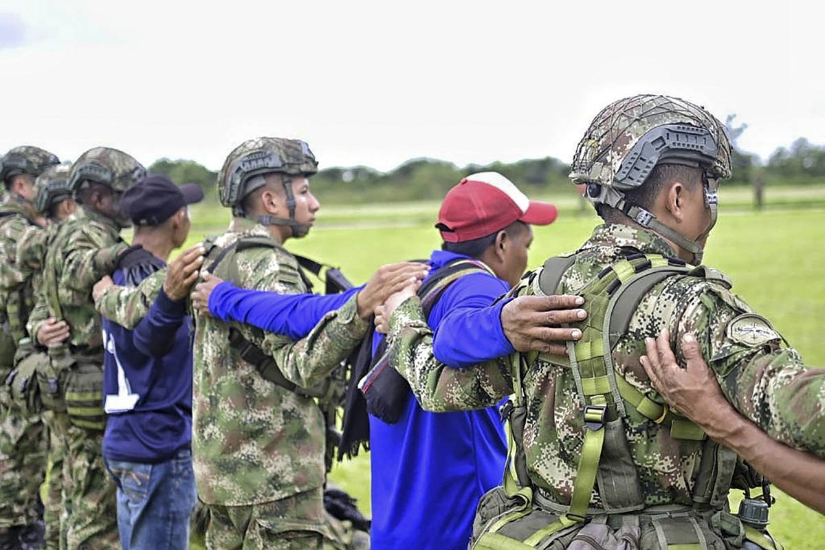 Uitoto, que ajudou a achar crianças, liga Colômbia-Brasil - 12/07/2023