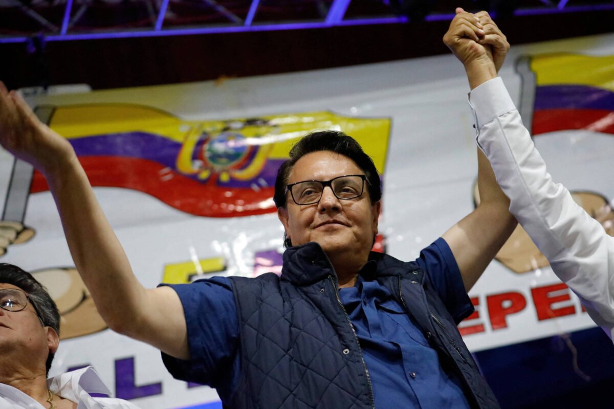 Candidato morto no Equador já tinha sofrido outro atentado -