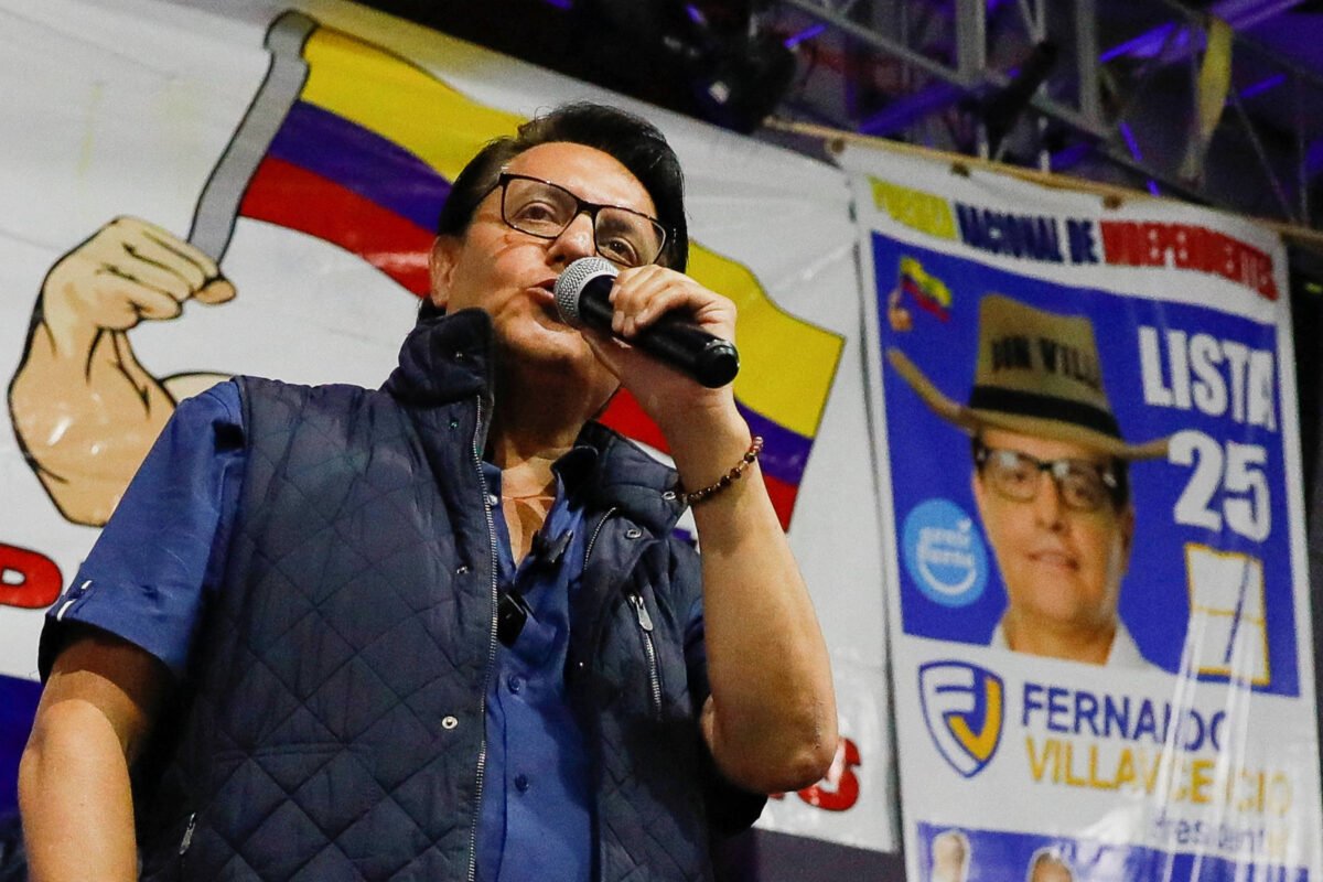 Equador declara estado de exceção após morte de candidato -