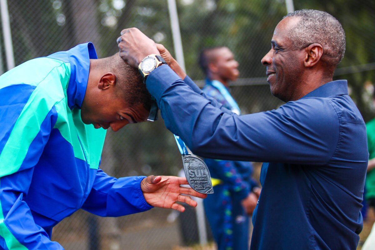 Erik leva fé às pistas para superar limites no atletismo