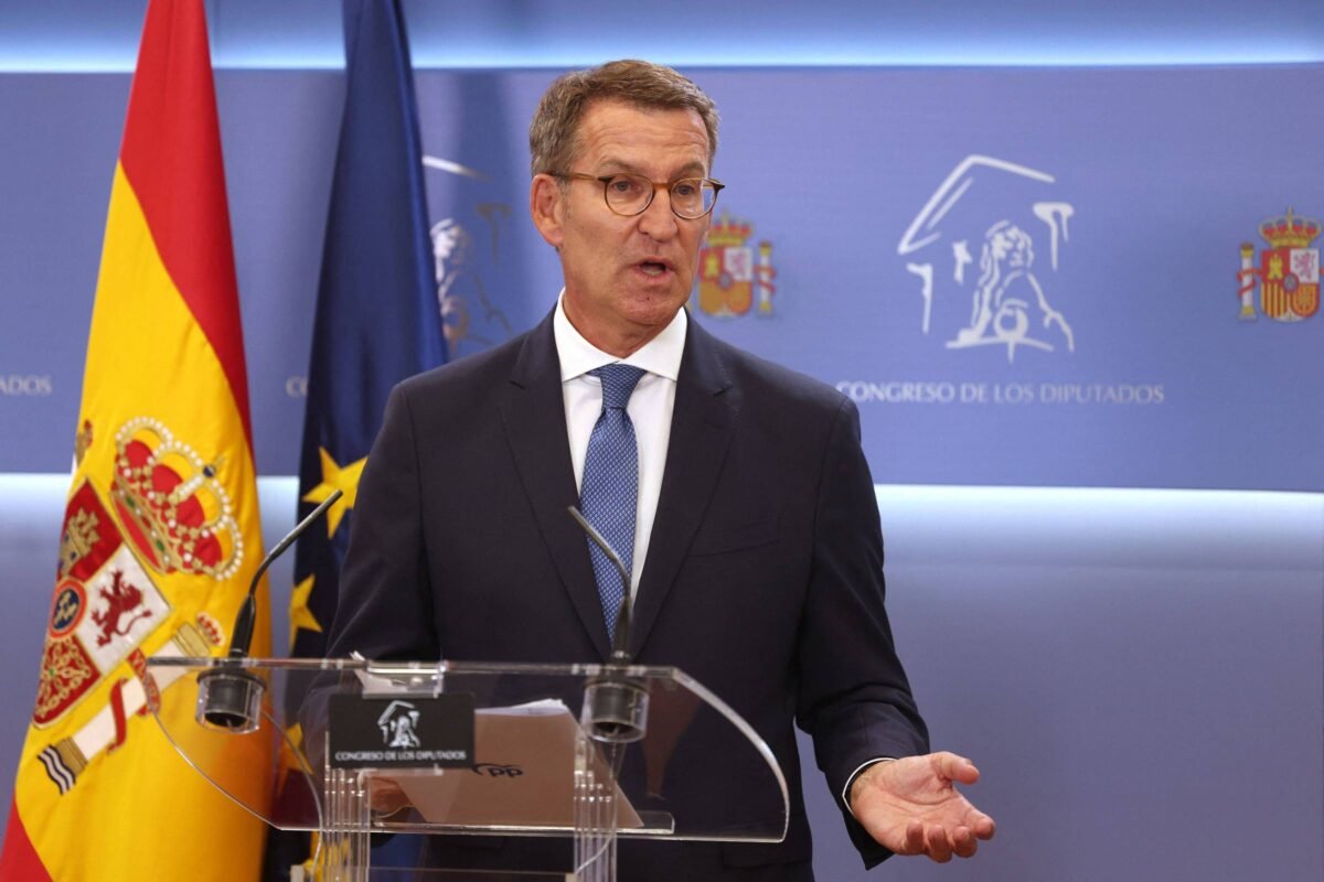 Feijóo recebe aval de rei da Espanha para formar governo