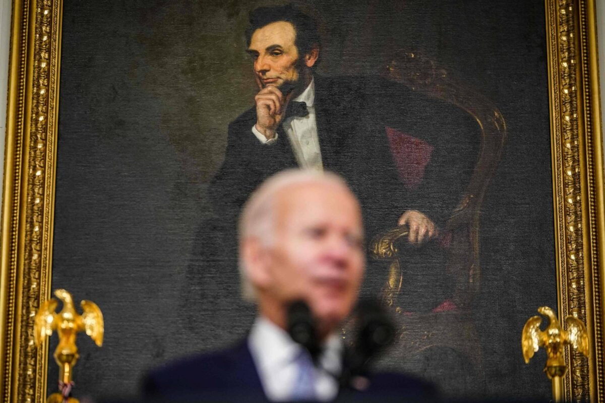 Biden: Biografia The Last Politician é positiva até demais -