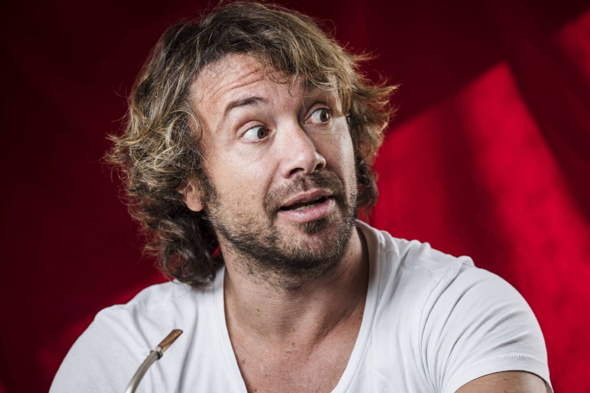 Homem é detido após tentativa de furtar celular de Lugano