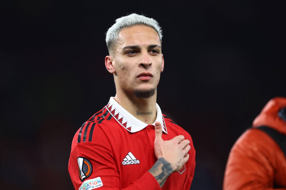 Manchester United reintegra brasileiro Antony ao elenco - 29/09/2023 -