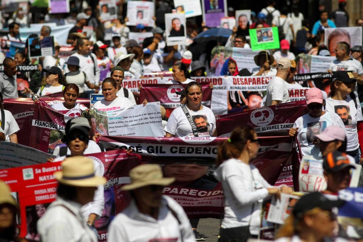 México encontra corpos de seis adolescentes desaparecidos - 28/09/2023 -