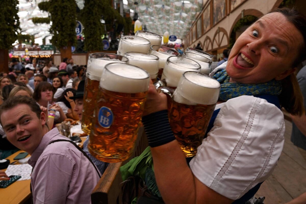 Oktoberfest irrita tradicionalistas na Alemanha - 23/09/2023 - Mundo