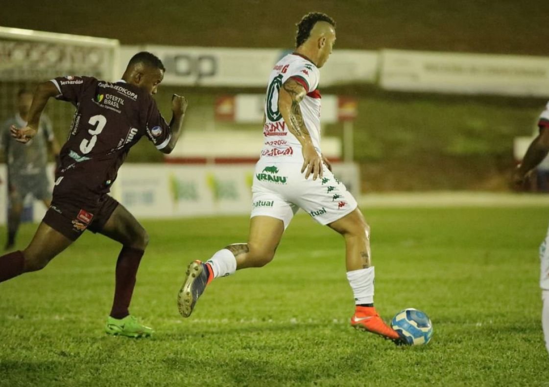 Portuguesa-RJ e Patrocinense-MG jogam por vaga nas quartas da Série