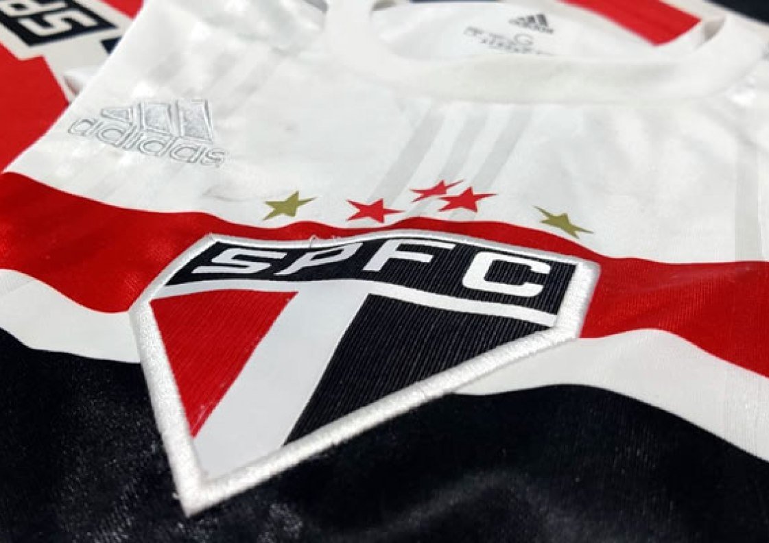São Paulo bate Corinthians para alcançar final da Copa do