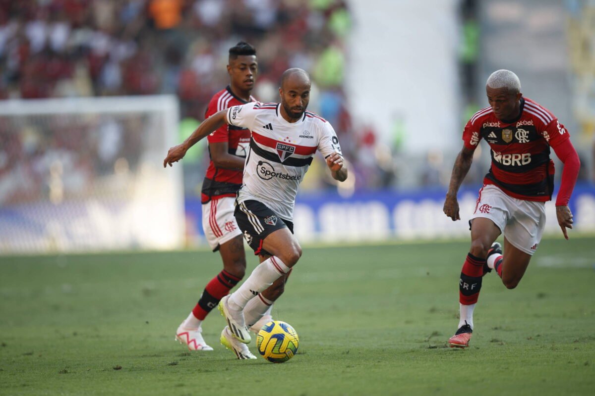 São Paulo rumo à Copa inédita - 17/09/2023 - Juca