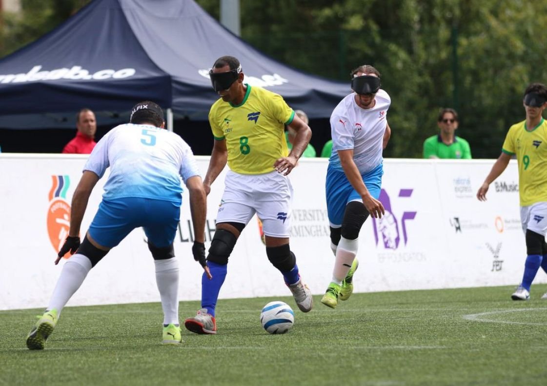 Seleção brasileira de futebol de cegos garante vaga nos Jogos