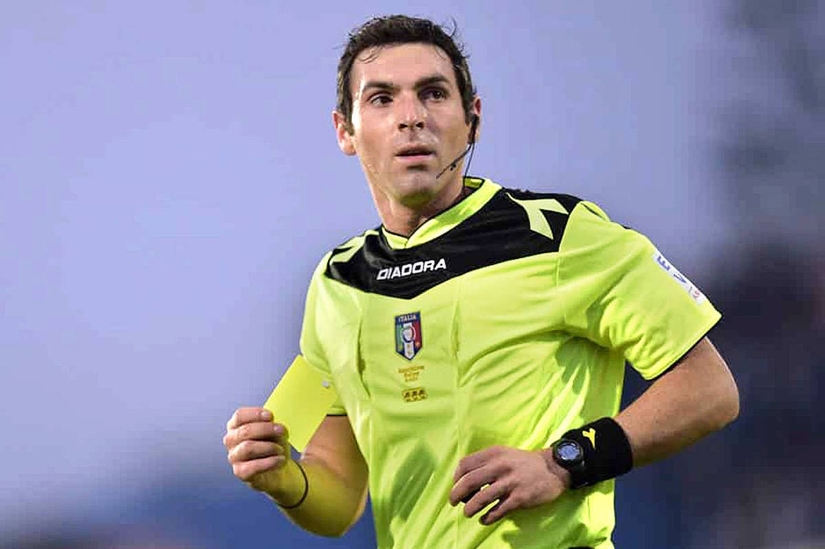 Árbitro italiano encara punição por suposto gesto misógino - 11/10/2023