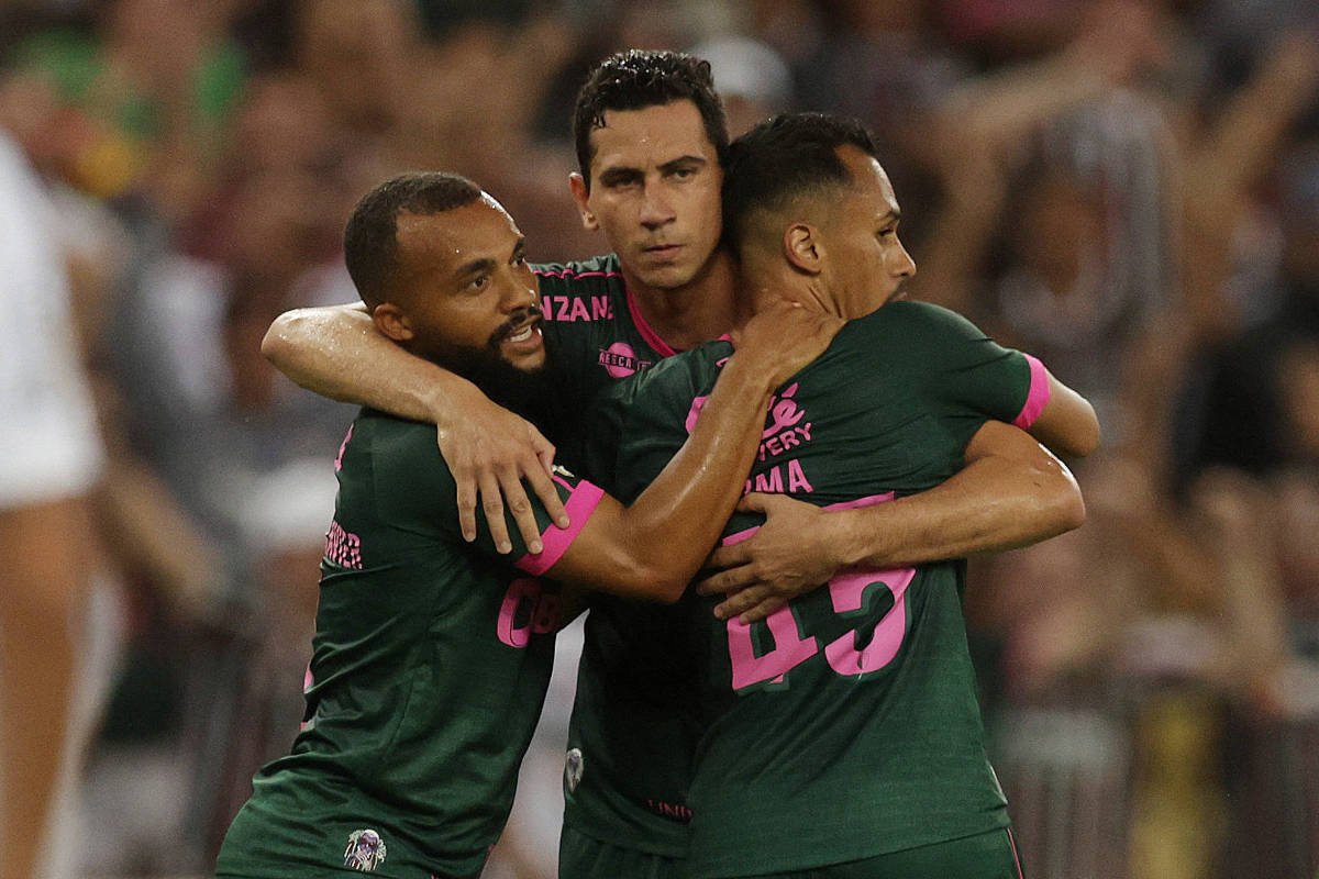 Como falar de bola numa hora dessas? - 25/10/2023 -