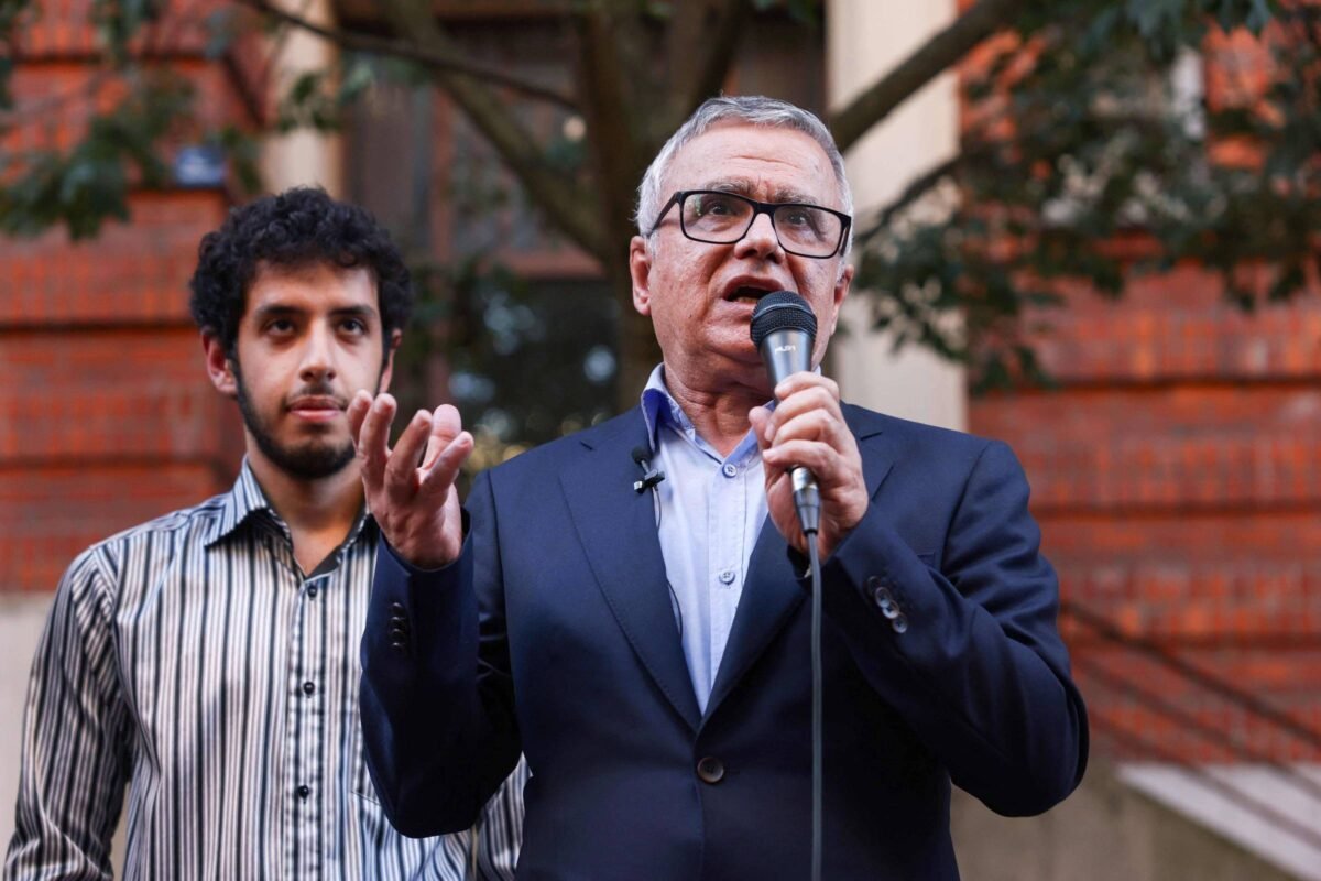 Filho de Nobel da Paz 2023 não vê a mãe