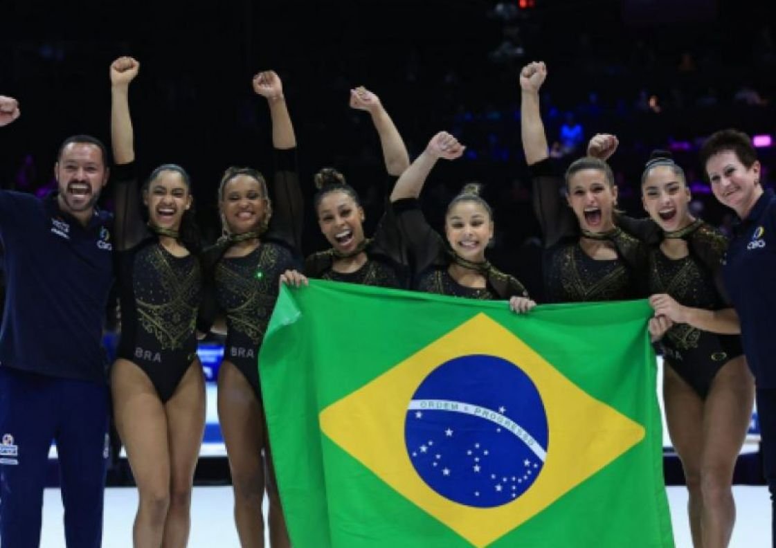 Ginástica Artística: Brasil é prata na disputa de equipes femininas