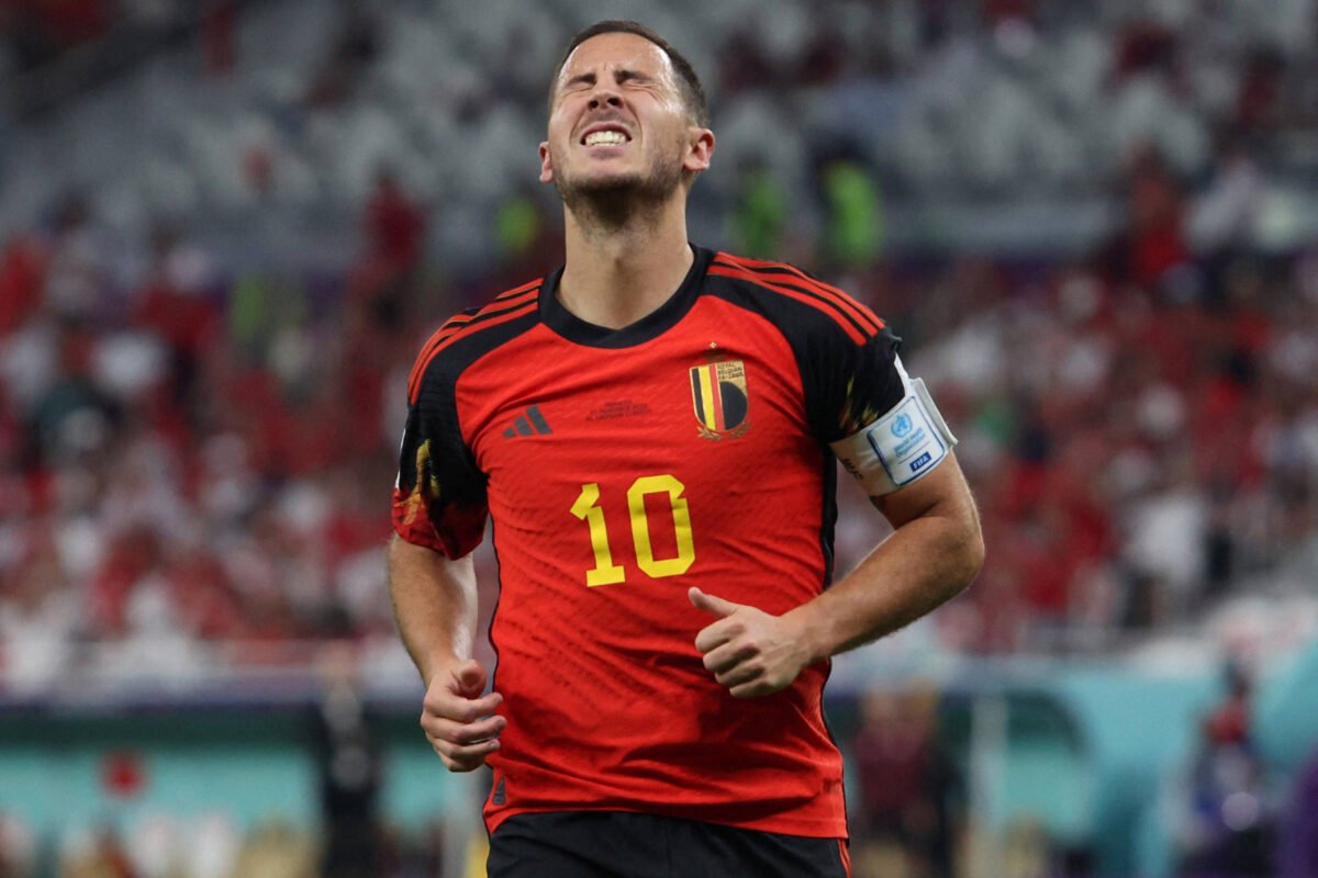 Hazard anuncia aposentadoria aos 32 anos - 10/10/2023 - Esporte
