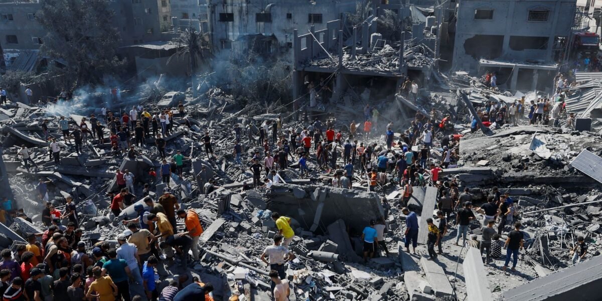 Prédio ao lado de casa de brasileiro é bombardeado na