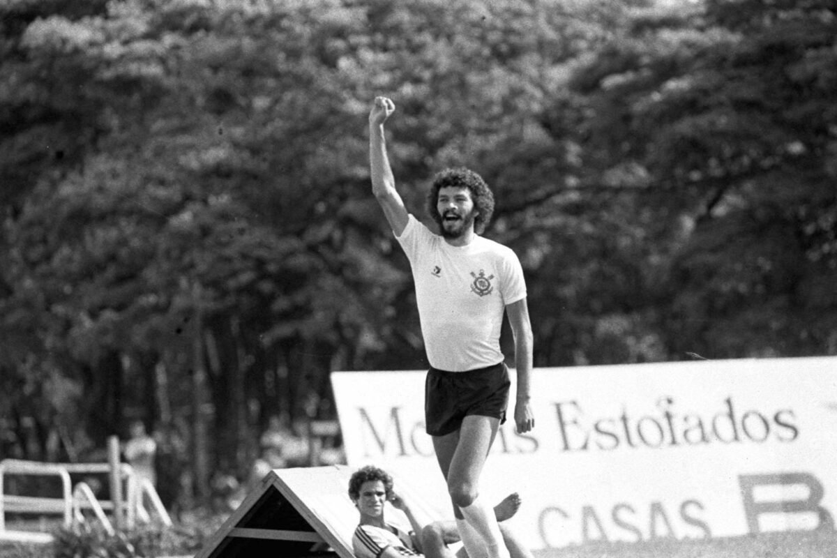 Sócrates dará nome a rua nos arredores de Paris -