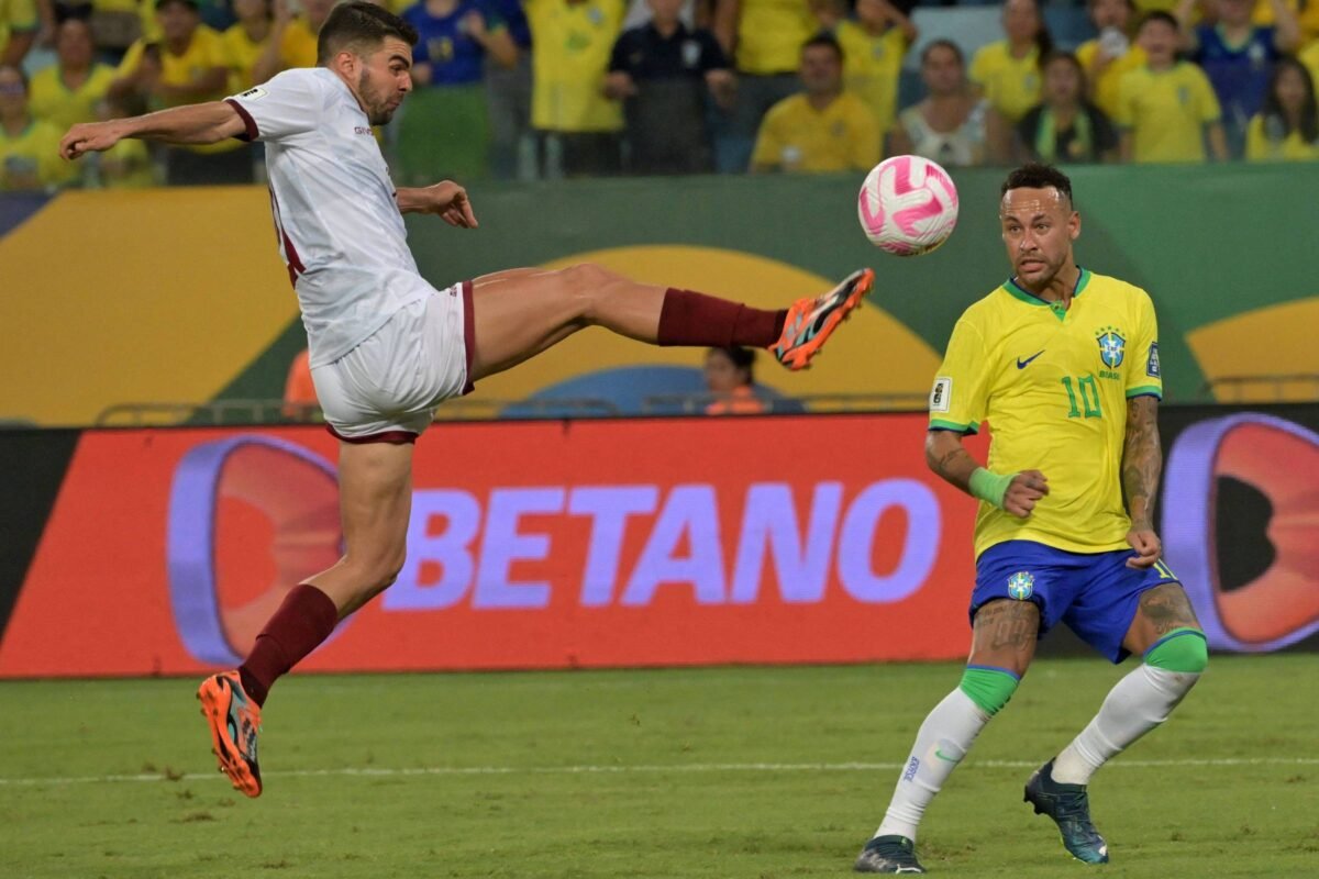 Venezuela surpreende e arranca empate com Brasil em Cuiabá -