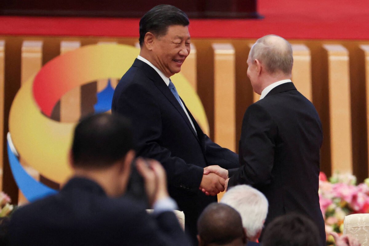 Xi e Putin evitam guerra e focam economia ao abrir