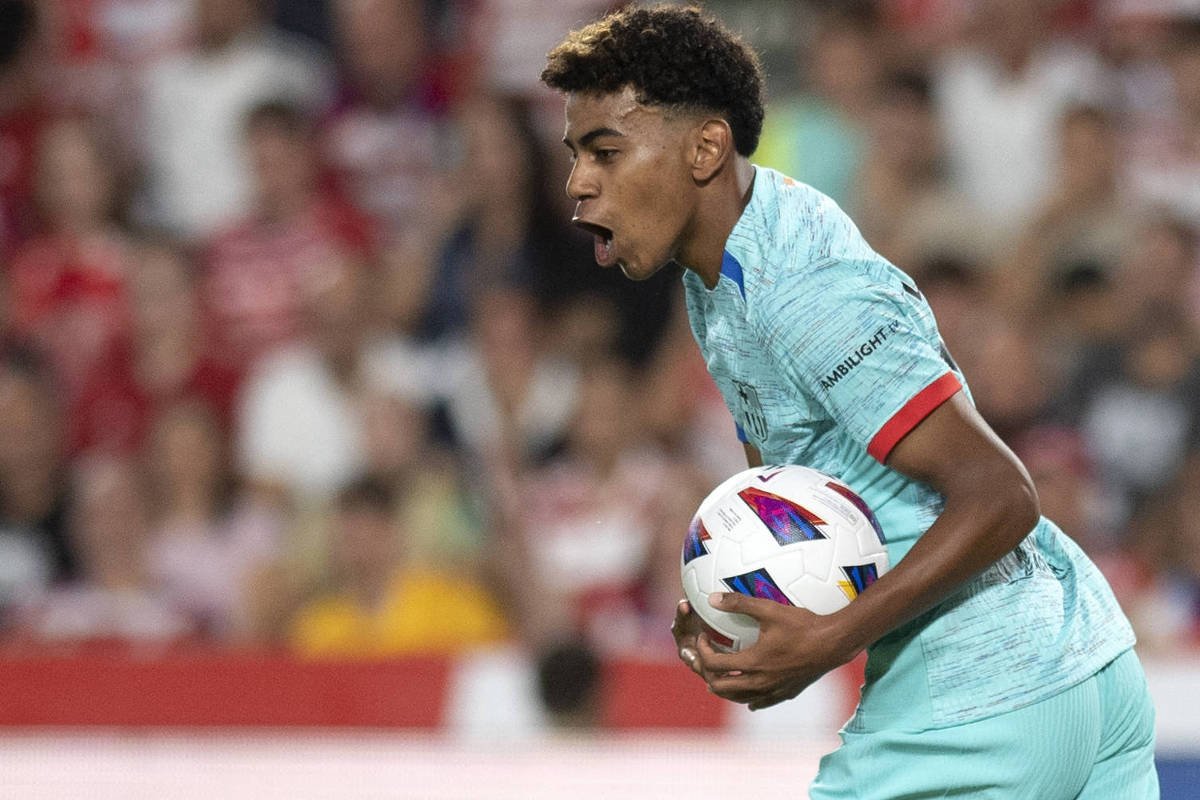 Yamal, 16 anos, tem multa rescisória de 1 bilhão de