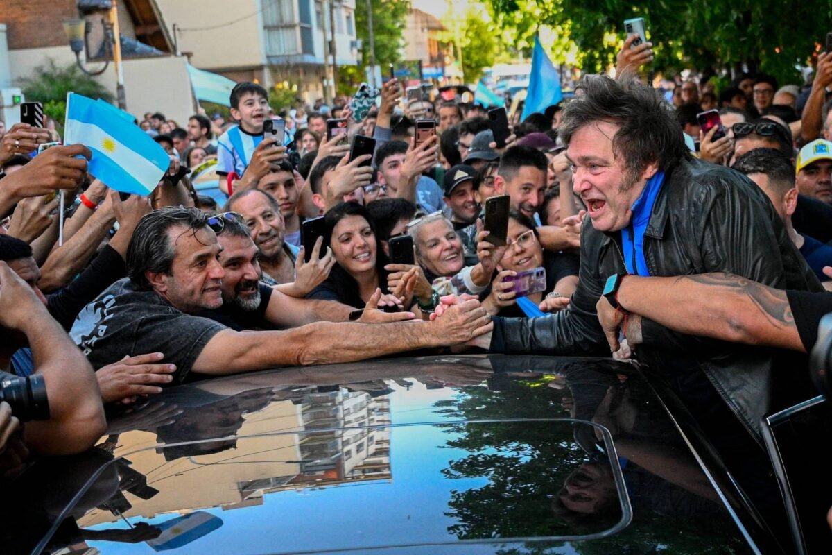 Argentina: Filhos de torturadores saem contra Milei - 08/11/2023 -