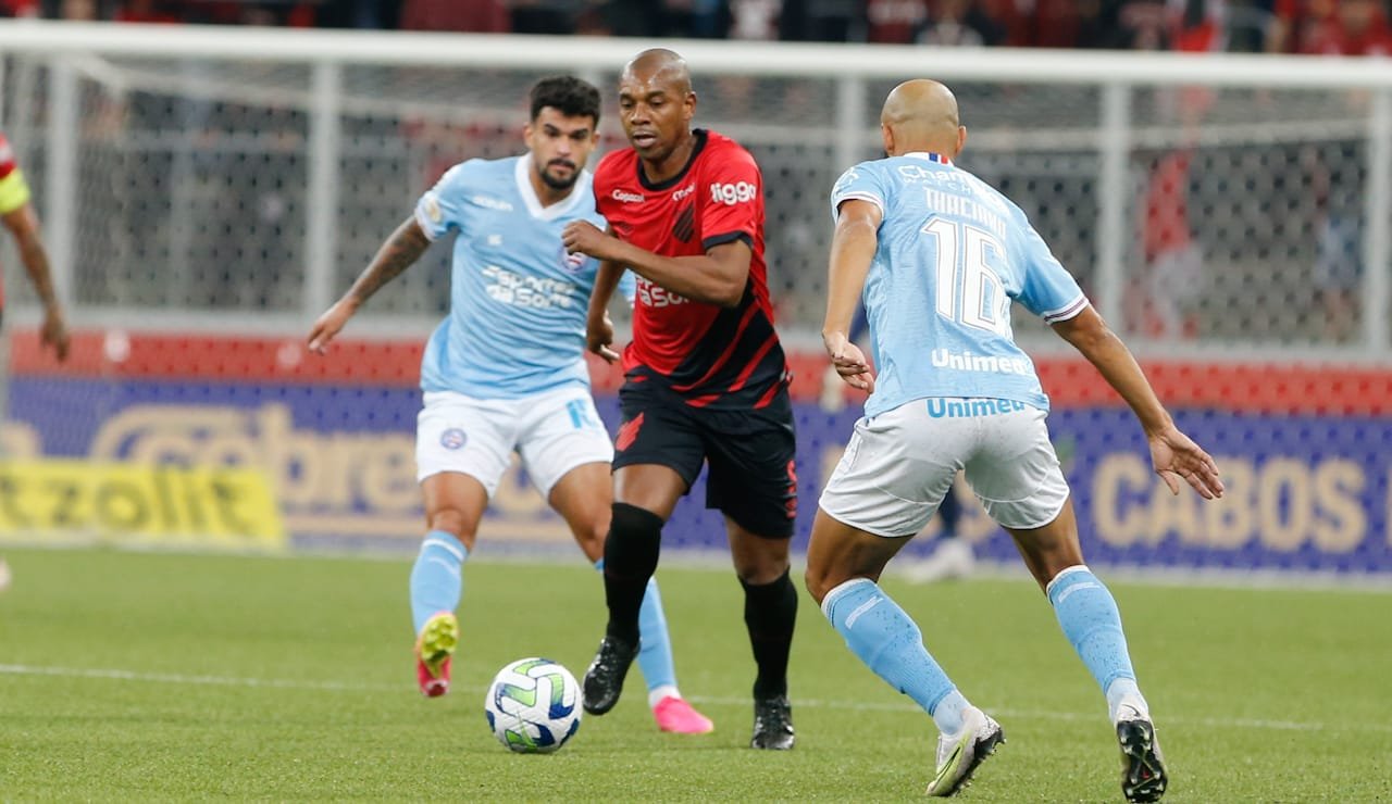 Athletico encara times que lutam contra o rebaixamento na Série