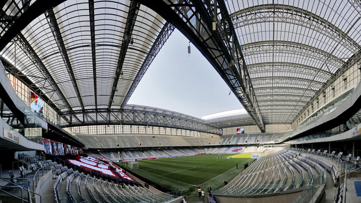 Athletico terá bate-chapa entre Petraglia e grupo de oposição