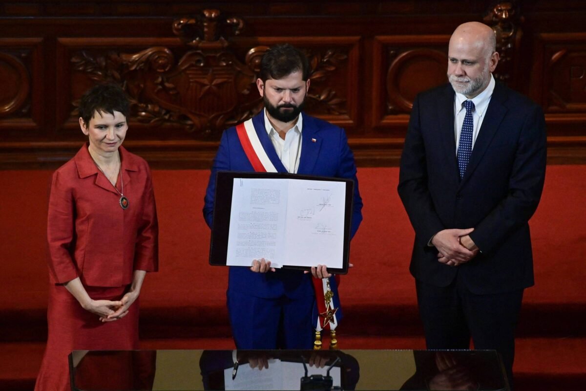 Chile: O que diz a nova proposta de Constituição -