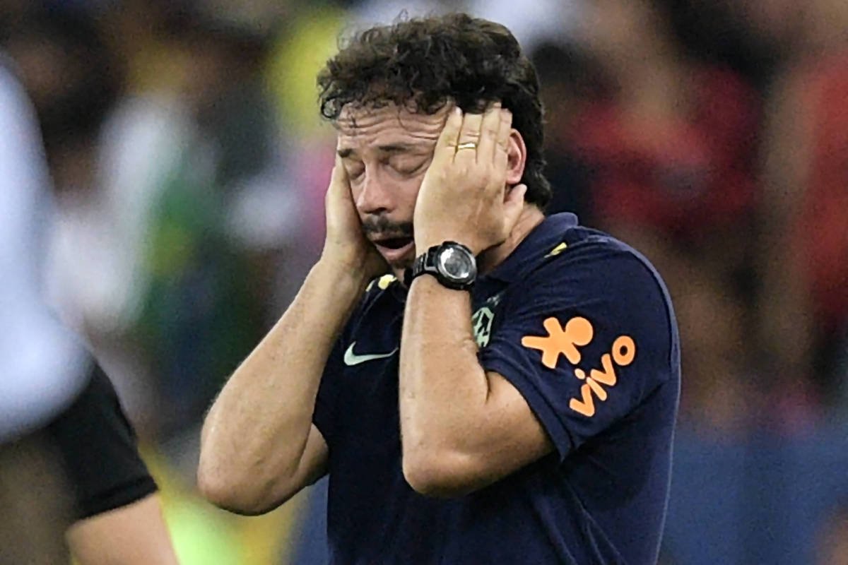 Diniz perde 3ª seguida e tem recorde negativo com o