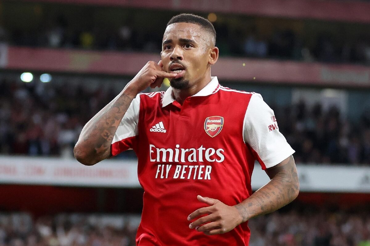 Gabriel Jesus continua como desfalque no Arsenal