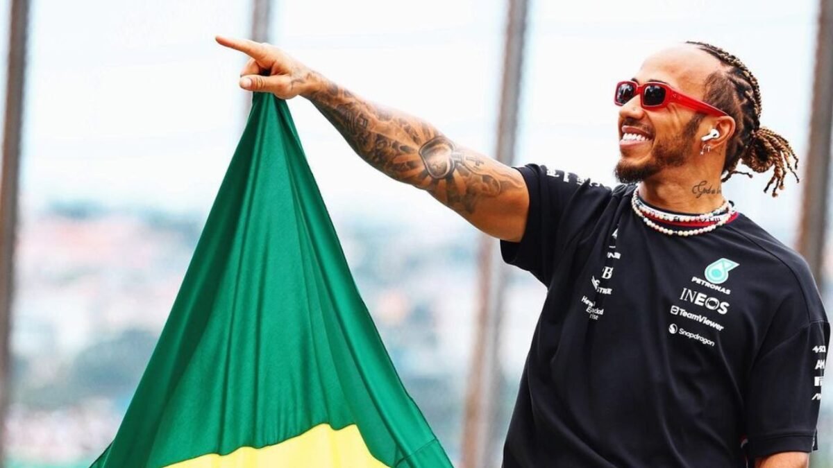 Hamilton diz que quer "esquecer" GP de São Paulo