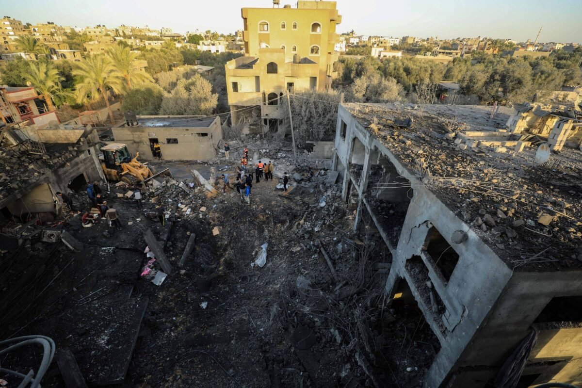Israel e Hamas dão início a cessar-fogo na Faixa de