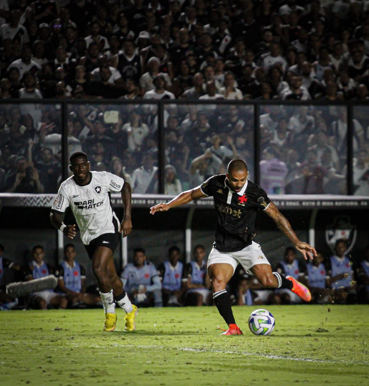 Os riscos de rebaixamento do Brasileirão na 33ª rodada