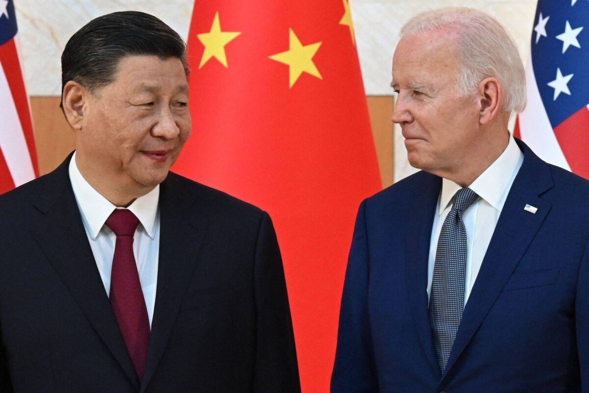 Xi Jinping caminha em campo minado para encontro com Biden
