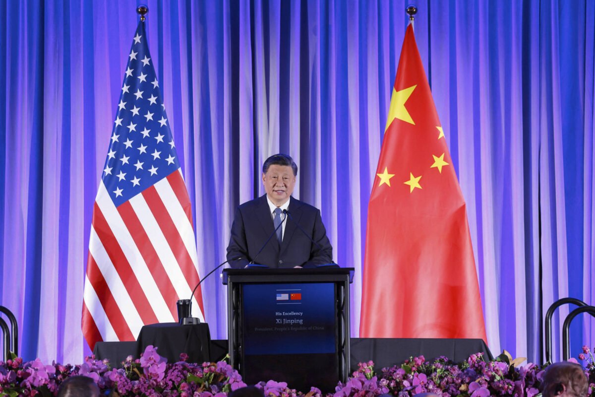 Xi diz não querer 'guerra fria ou quente' com EUA