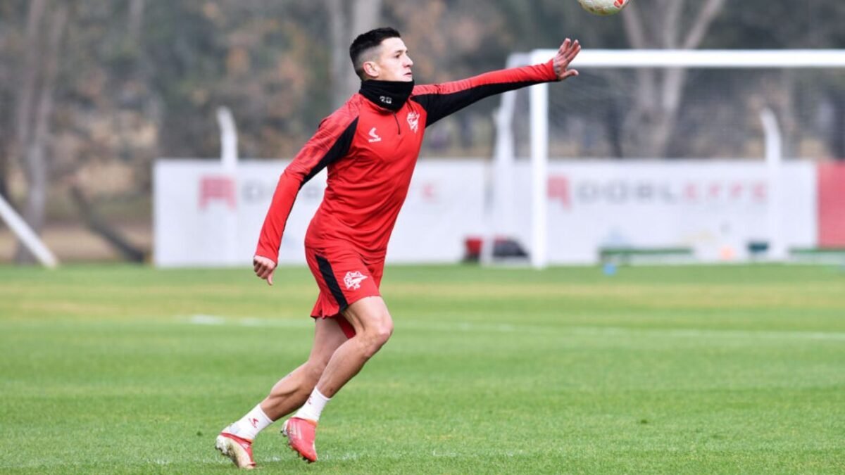 Athletico tem interesse em lateral do Estudiantes