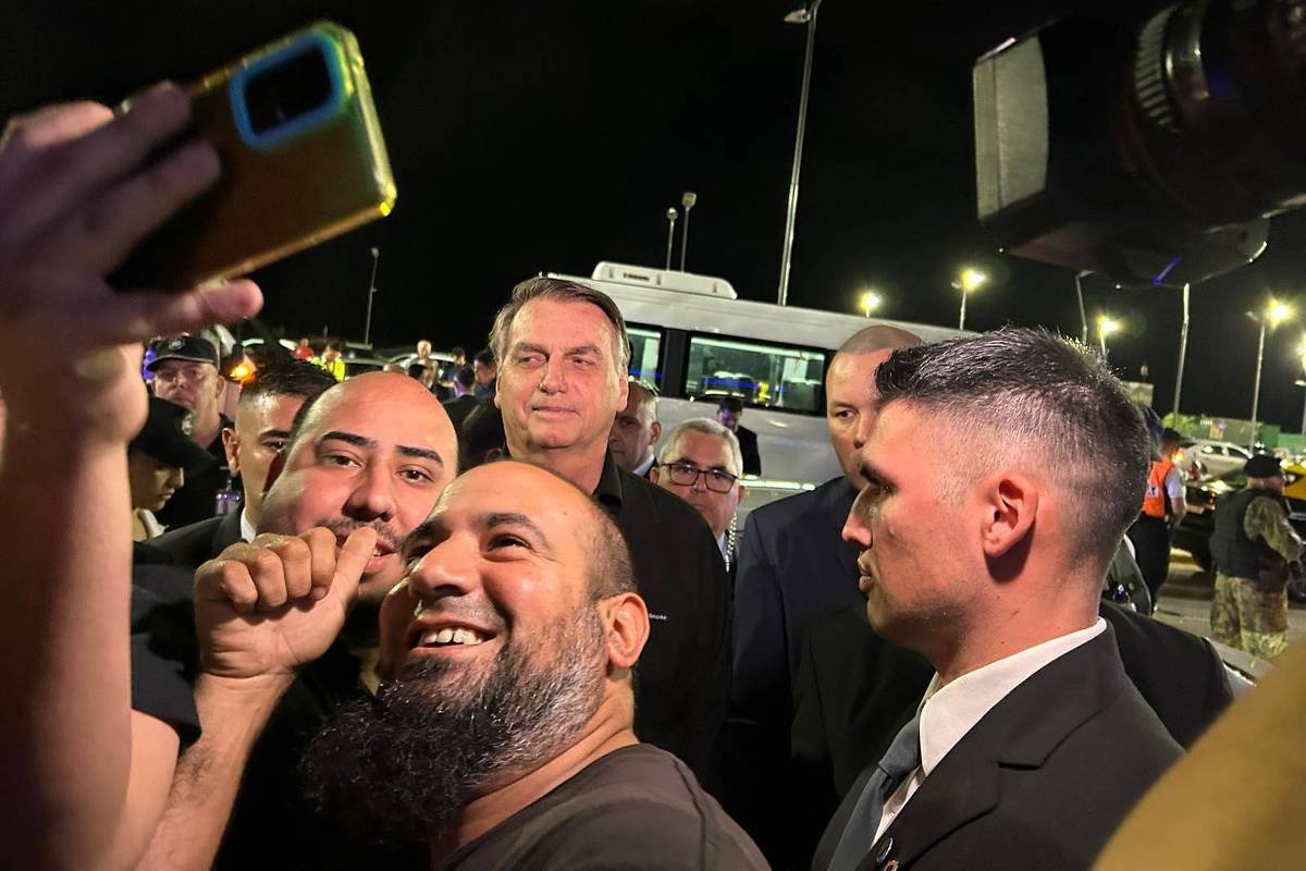 Bolsonaro deve ter tratamento de chefe de Estado em posse