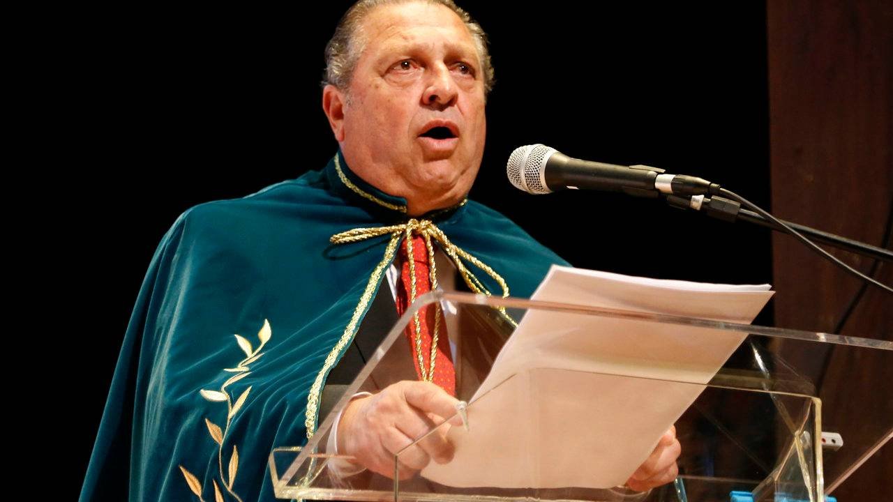 Carneiro Neto integra a Academia Brasileira de Letras do Futebol