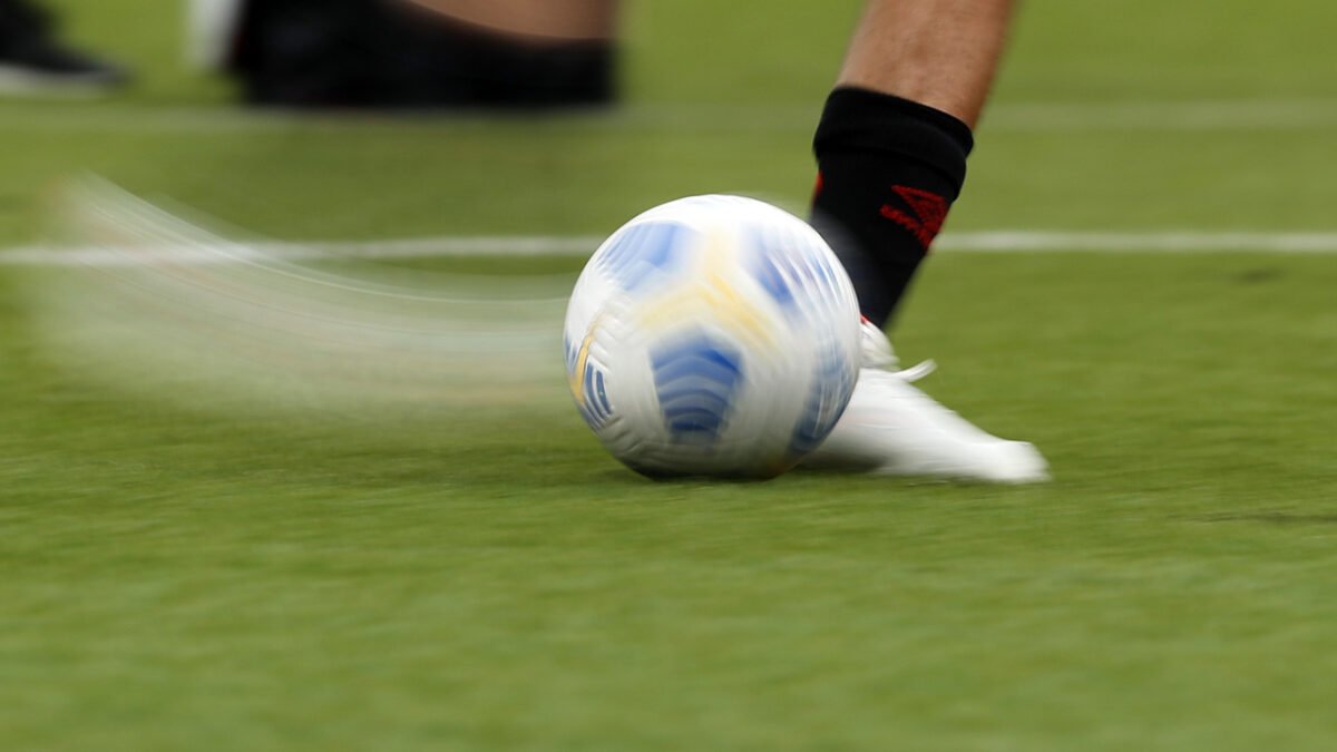 Clubes brasileiros na lista dos 10 elencos mais caros