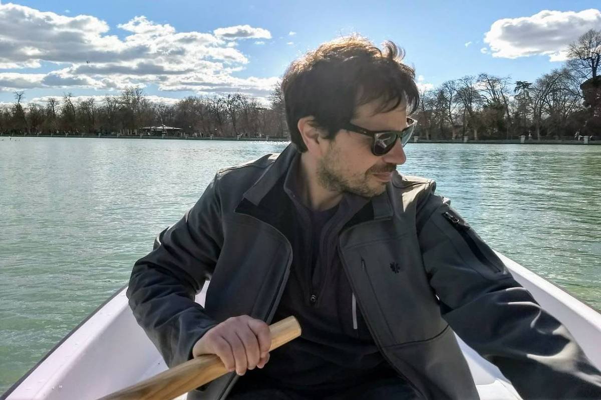 'Dois sherpas' dá vida, sonhos e textura a heróis anônimos