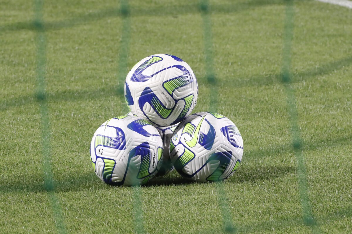 É preciso compreender o instigante mundo novo do futebol