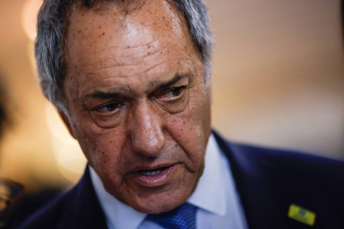 Embaixador argentino no Brasil quer aproximar Lula e Milei -
