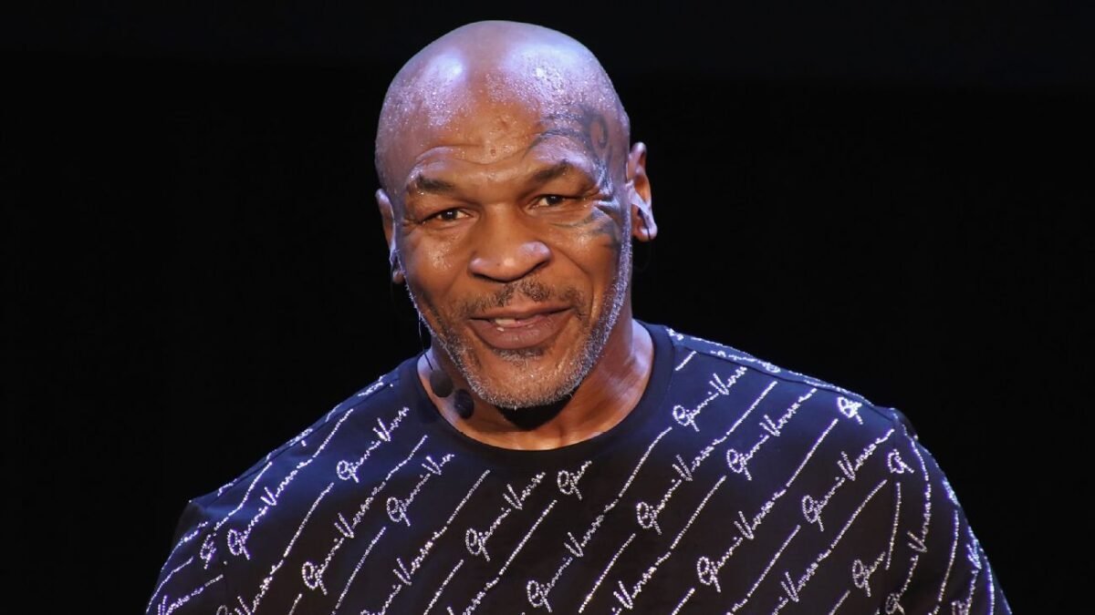 Homem agredido por Mike Tyson cobra valor milionário do ex-lutador