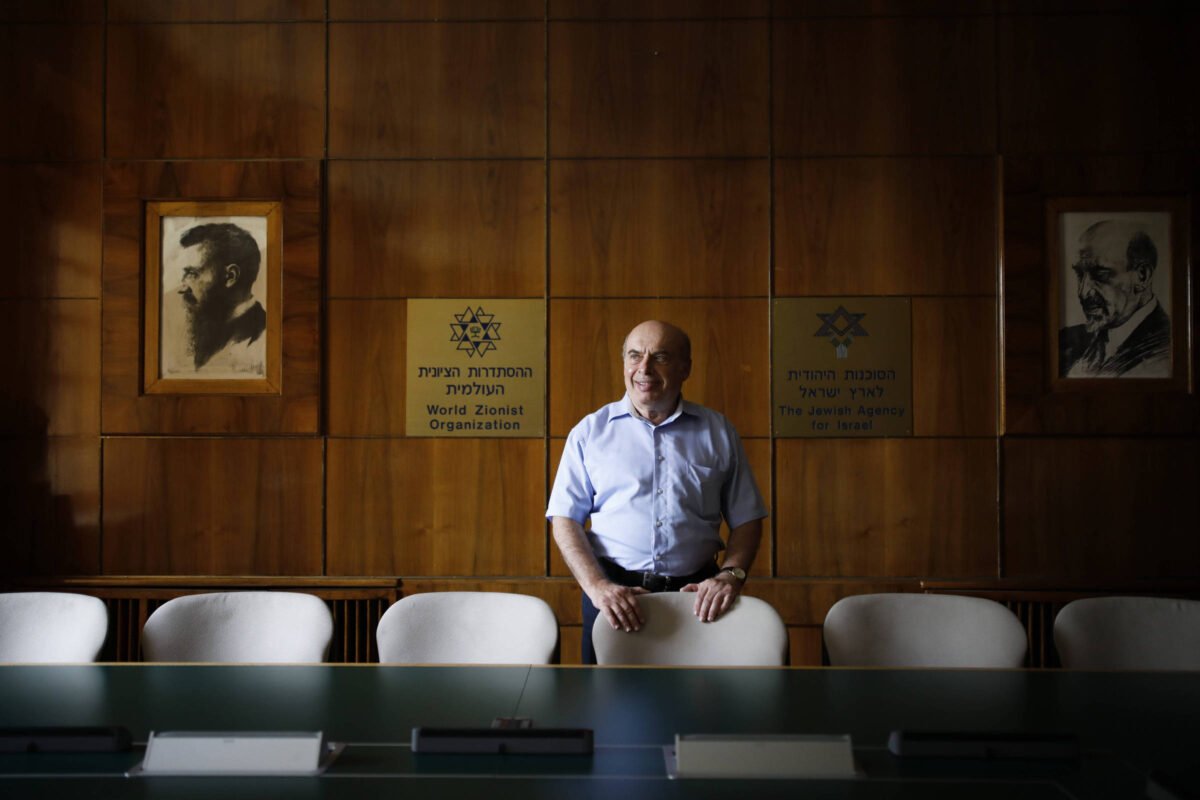 Judeu foi de dissidente soviético a ministro em Israel -