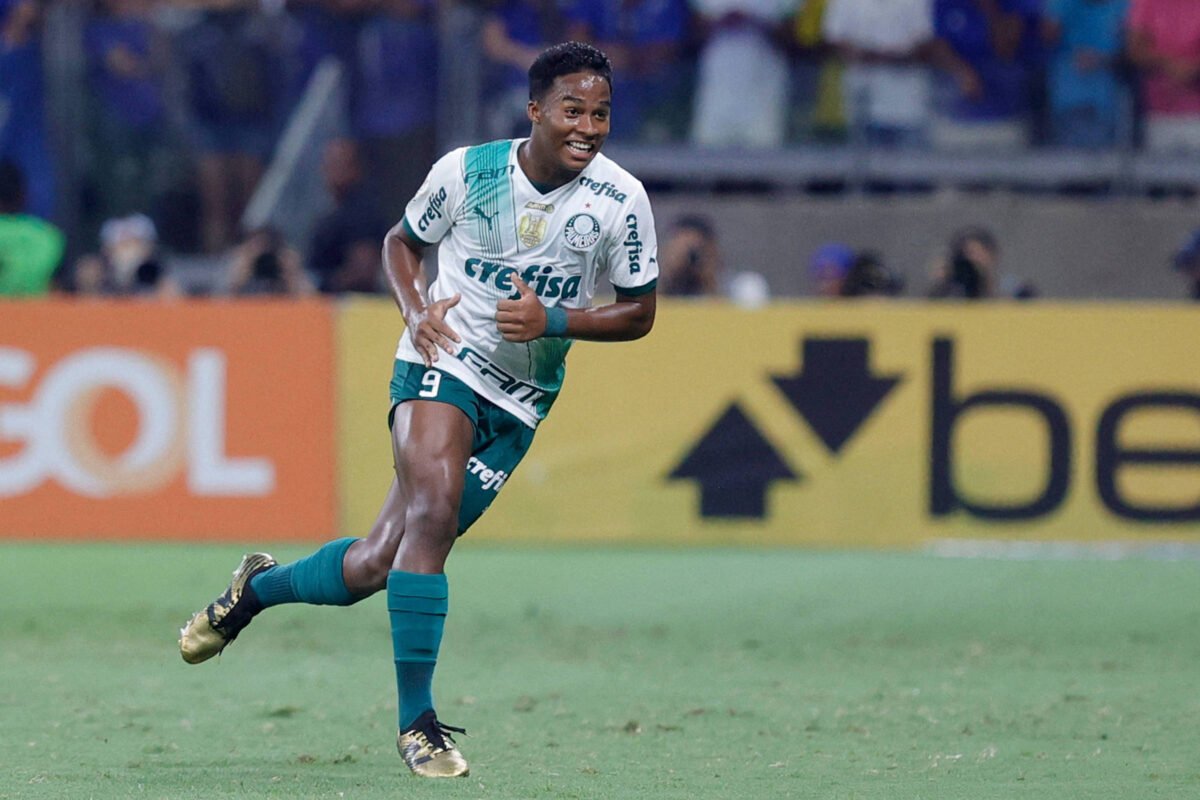 Liderado por Endrick, Palmeiras conquista o Brasileiro - 06/12/2023 -